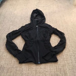 Lululemon hooded zip jacket. Black/grey size 4.